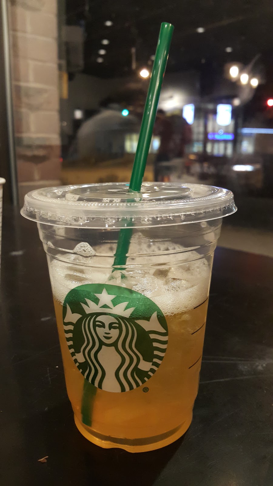 Starbucks | 200 University Ave W, Waterloo, ON N2L 3G1, Canada | Phone: (519) 888-4567