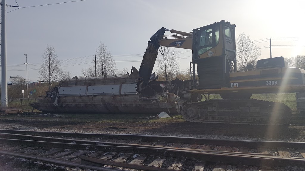 TRACKVALE INTL | 550 Rue Roger, Acton Vale, QC J0H 1A0, Canada | Phone: (450) 548-5621