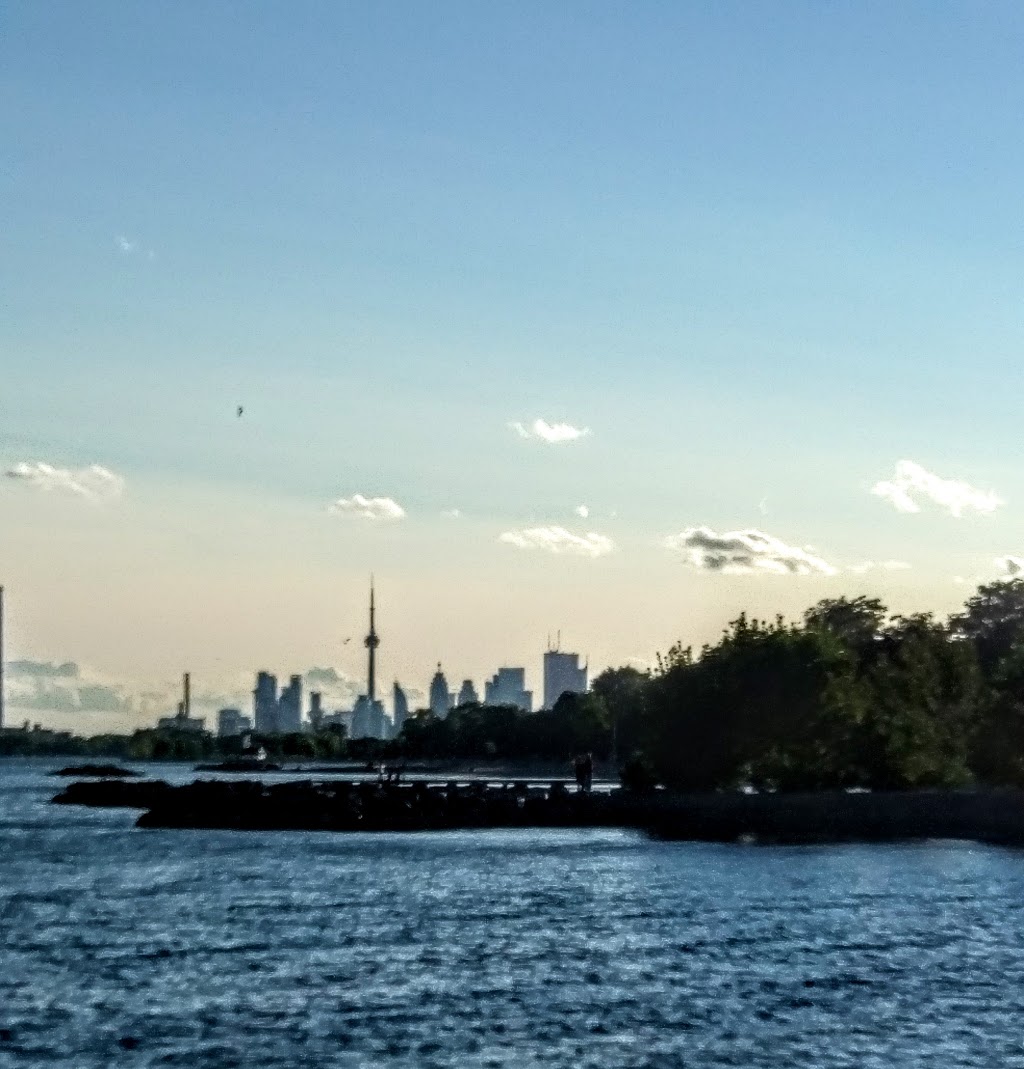 Balmy Beach Park | 2 Silver Birch Ave, Toronto, ON M4E 3K9, Canada | Phone: (416) 338-4386
