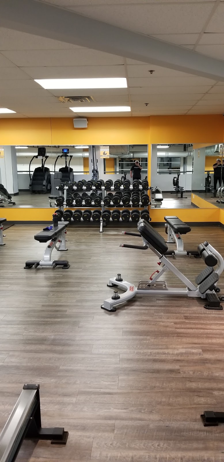 Éconofitness Extra | 1055 Boul Jean-Baptiste-Rolland O, Saint-Jérôme, QC J7Y 4Y7, Canada | Phone: (450) 432-1198