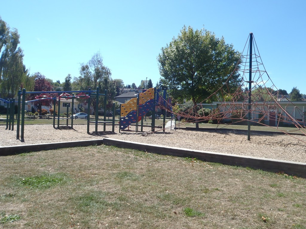 Carnarvon Community Preschool | 3400 Balaclava St, Vancouver, BC V6L 2S6, Canada | Phone: (604) 731-7007