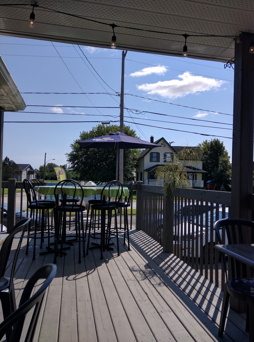 Resto Du Vieux Tonneau | 645 Rue Principale E, Cookshire-Eaton, QC J0B 1M0, Canada | Phone: (819) 875-3782