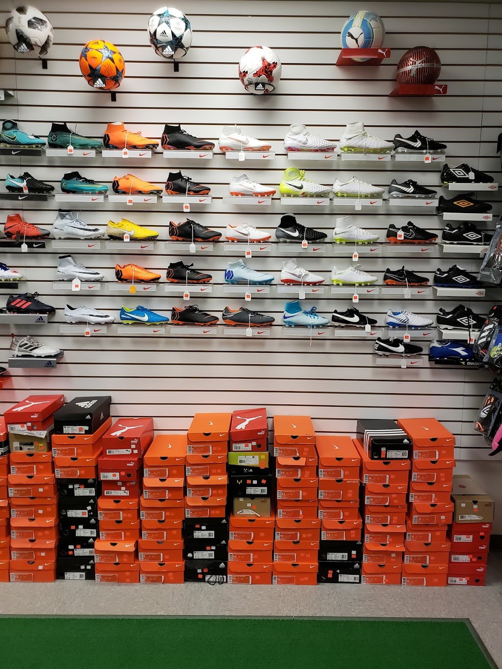 F.C. Soccer | Ferrari Plaza, 4116 Walker Rd, Windsor, ON N8W 3T5, Canada | Phone: (519) 972-7800