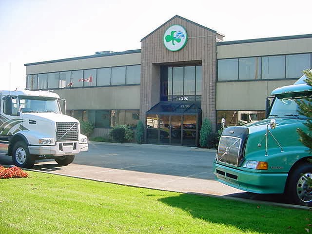 Sheehans Truck Centre Inc | 4320 Harvester Rd, Burlington, ON L7L 5S4, Canada | Phone: (905) 632-0300