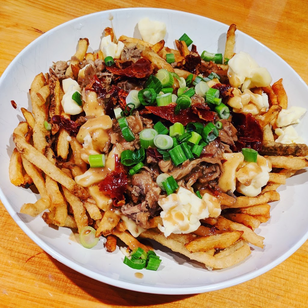 LAubergiste Resto Bistro | 58 Rue Principale, Gatineau, QC J9H 3L6, Canada | Phone: (819) 557-3858