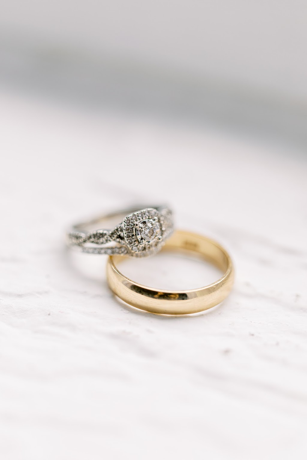Magna Arnott Photography - Collingwood Wedding Photographer | 6 Woods Dr, Elmvale, ON L0L 1P0, Canada | Phone: (705) 627-3662