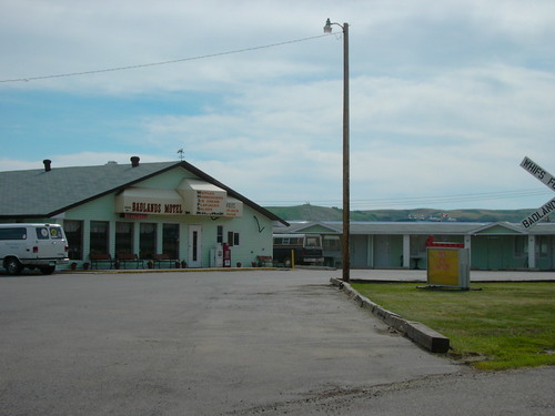 Badlands Motel | 801 N Dinosaur Trail, Drumheller, AB T0J 0Y1, Canada | Phone: (403) 823-5155