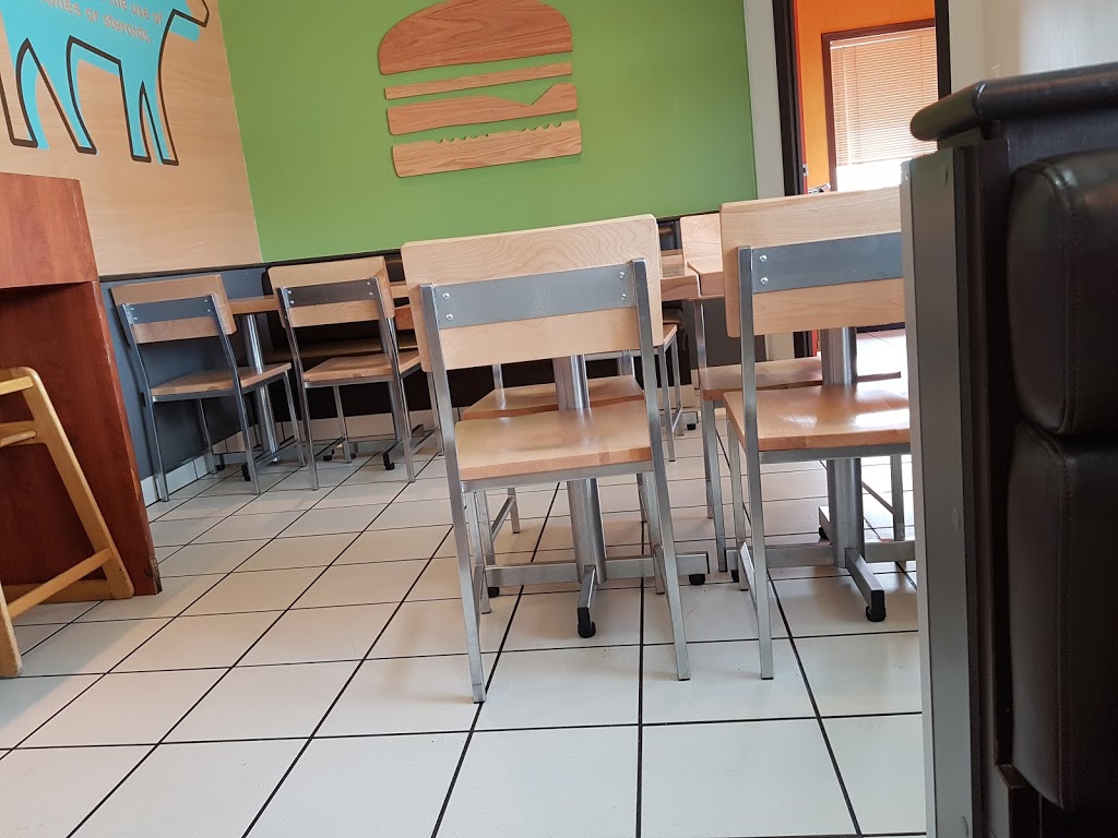 A&W Canada | 597 Bay Ave S, Fort QuAppelle, SK S0G 1S0, Canada | Phone: (306) 332-6371