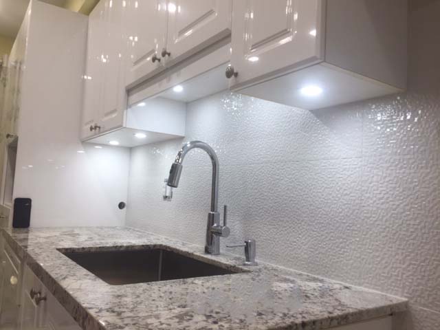 Bron Electric | 4-601 Shoreline Dr, Mississauga, ON L5B 4K6, Canada | Phone: (416) 994-7542