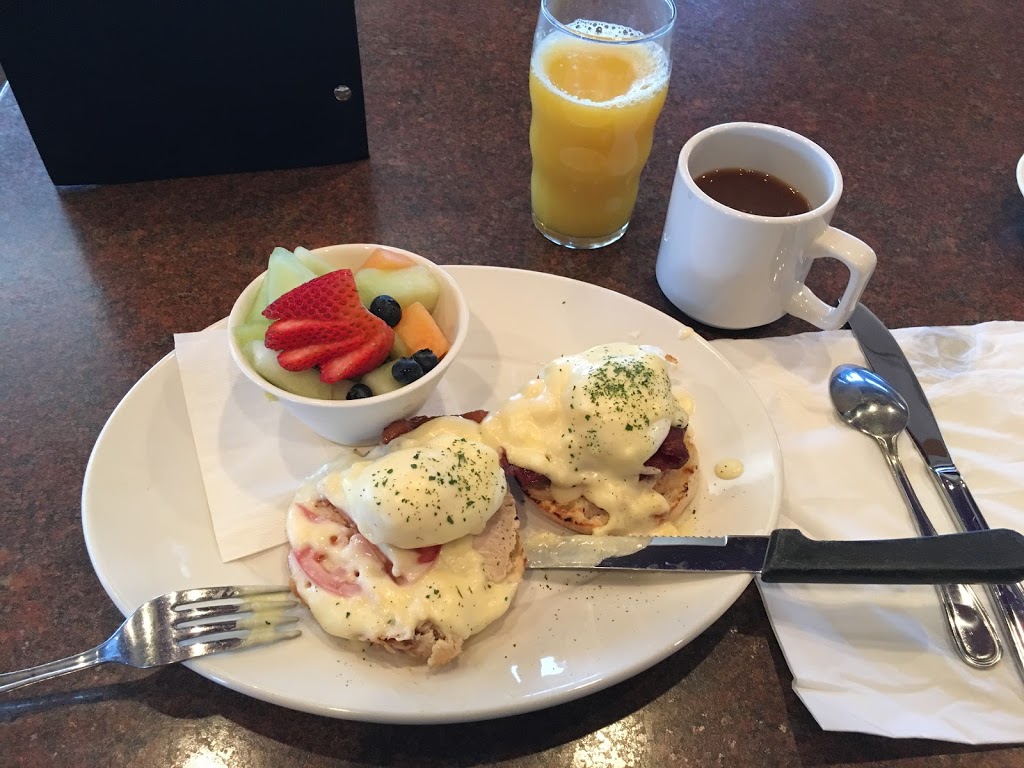 Smittys Family Restaurant | 2835 Pembina Hwy, Winnipeg, MB R3T 4Z8, Canada | Phone: (204) 261-9614