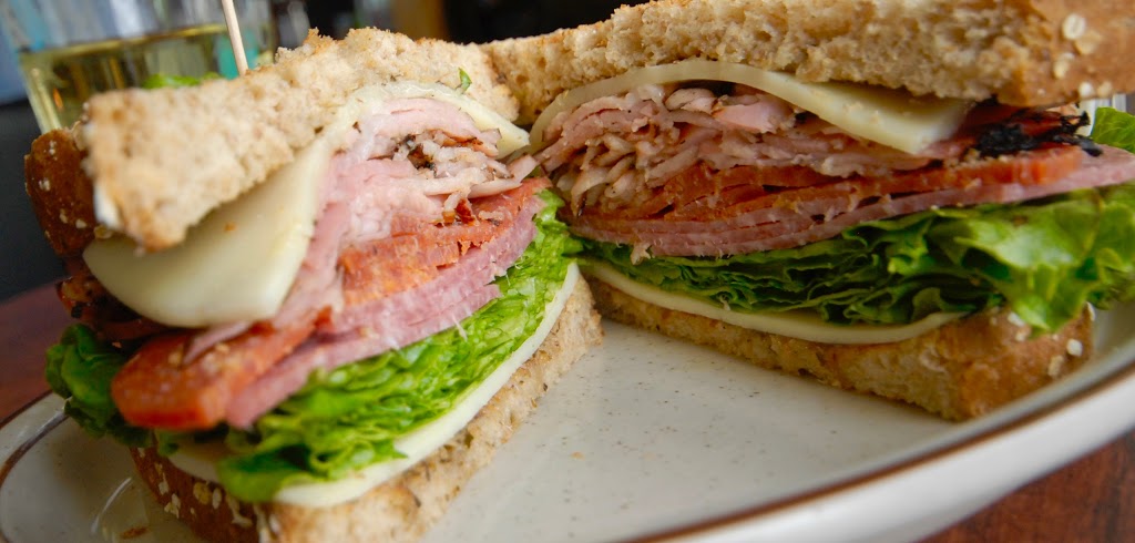 Tavern on the Hill | 1724 E Main St, Newport, VT 05855, USA | Phone: (802) 334-9006