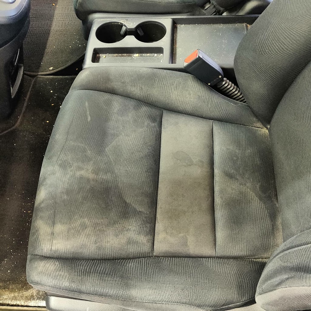 Glossworks Auto Detailing Shop | 3 Deerfield Ln, Ancaster, ON L9K 0K2, Canada | Phone: (905) 512-0671