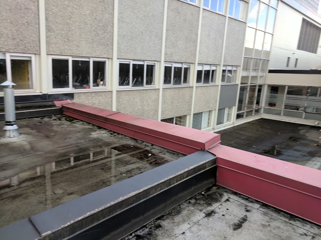 Eric Hamber Secondary School | 5025 Willow St, Vancouver, BC V5Z 3S1, Canada | Phone: (604) 713-8927