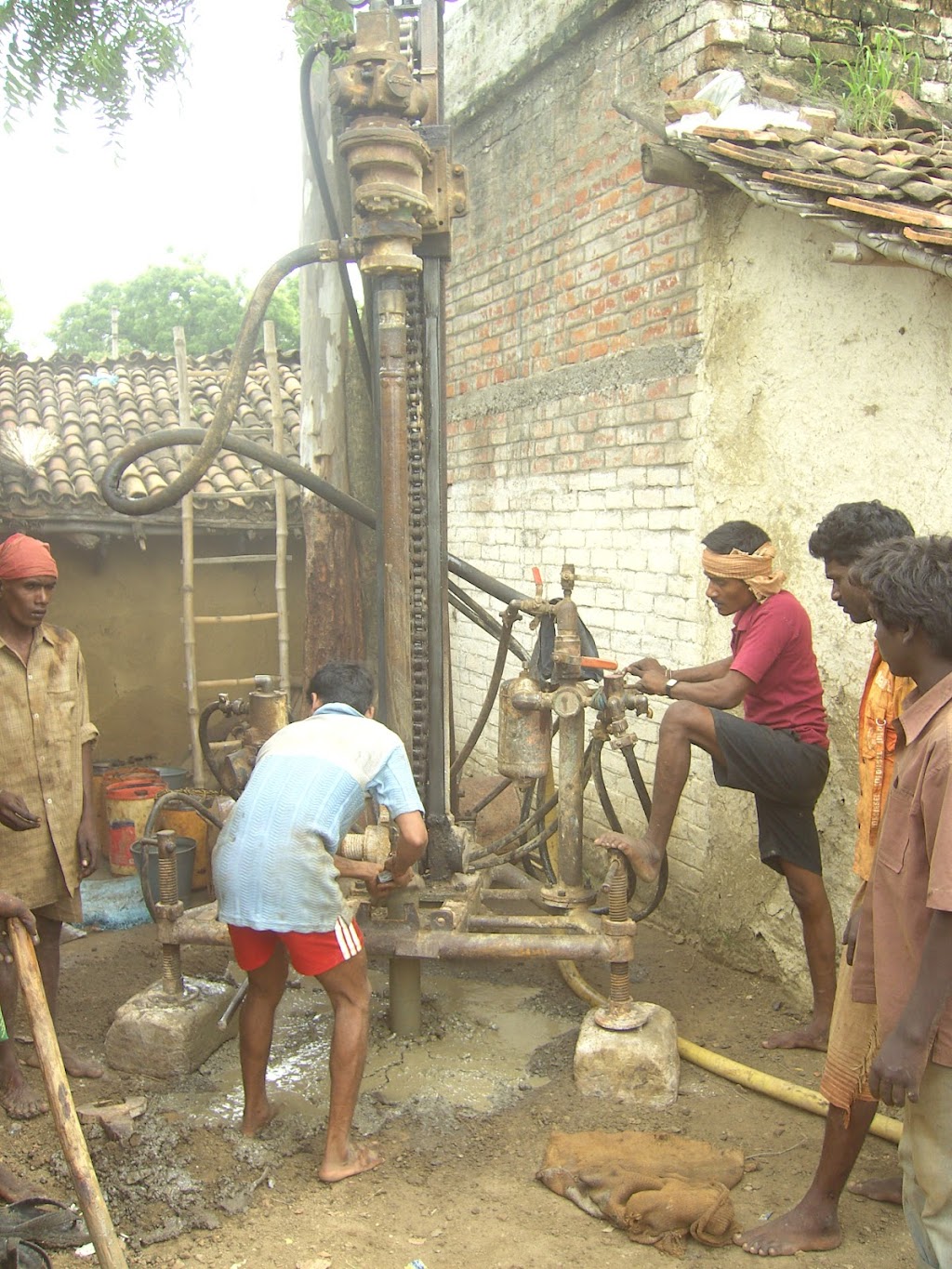 Developing Nations Social Help | 2089 Burbrook Rd, Kingston, ON K7L 4V4, Canada | Phone: (613) 539-9311