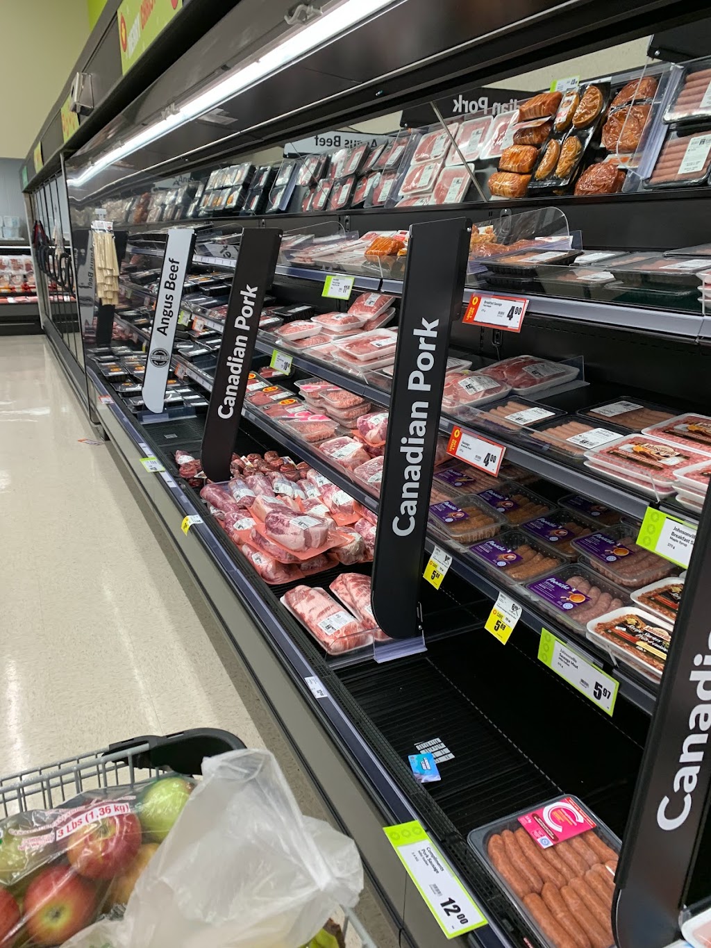 FreshCo Coliseum | 8118 118 Ave NW, Edmonton, AB T5B 0S1, Canada | Phone: (780) 477-6459