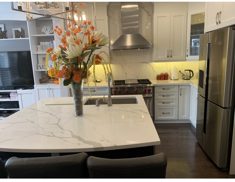 Lotus White Concierge | 2250 Homelands Dr Suite 1204, Mississauga, ON L5K 1G8, Canada | Phone: (416) 689-9772
