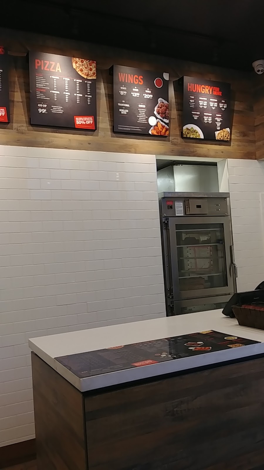 Pizza Hut | 11850 Oceola Rd #503, Lake Country, BC V4V 2T5, Canada | Phone: (250) 766-0300