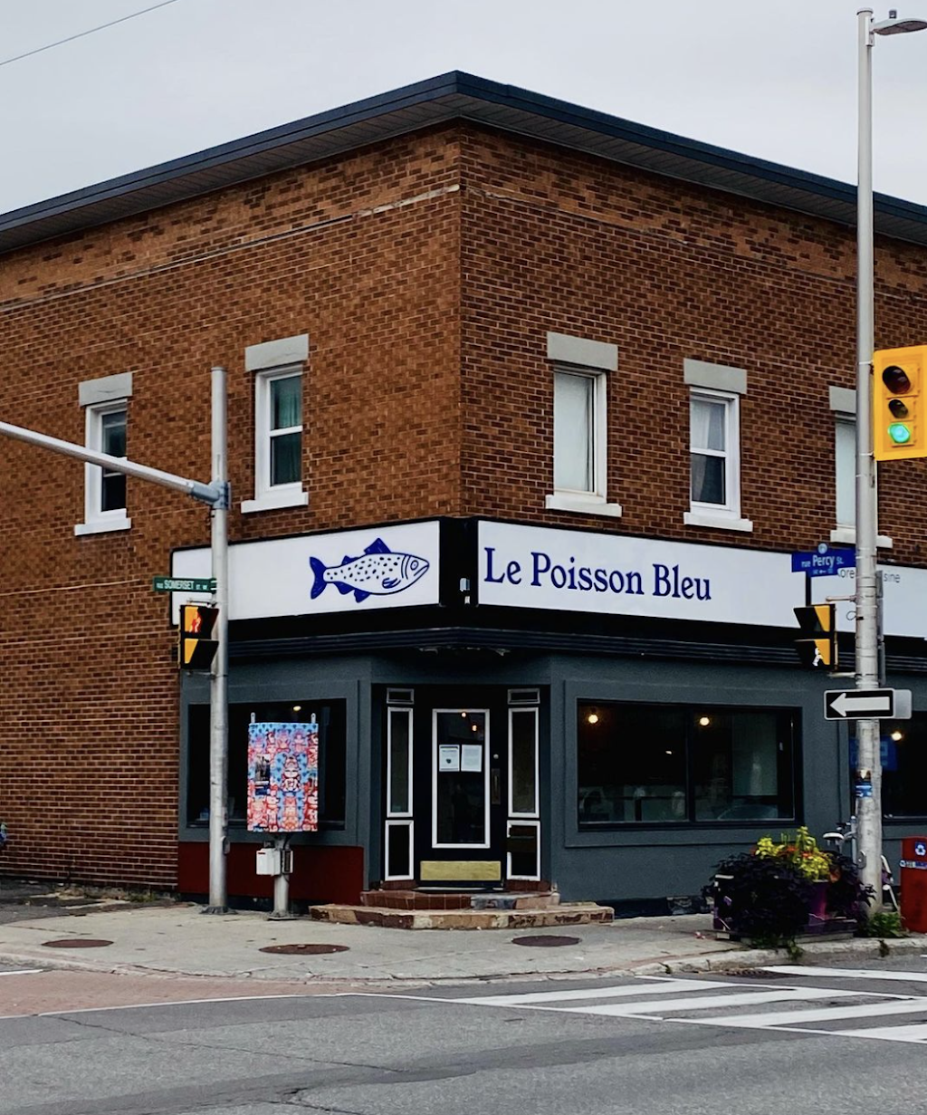 Le Poisson Bleu | 610 Somerset St W, Ottawa, ON K1R 5K4, Canada | Phone: (613) 656-1638