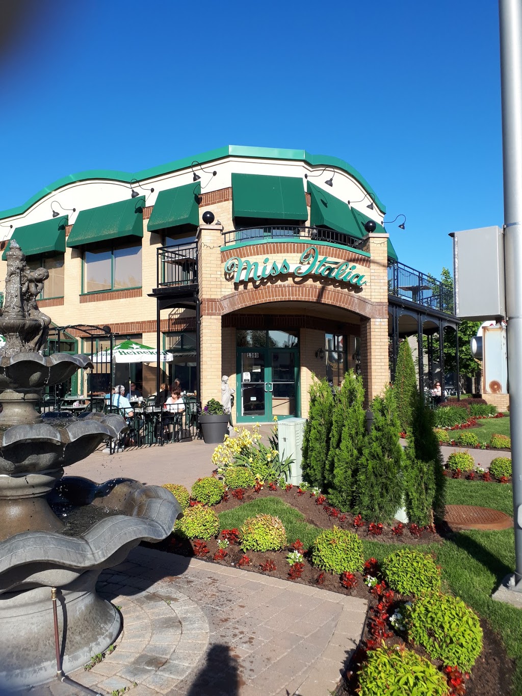 Miss Italia | 1380 Av Victoria, Greenfield Park, QC J4V 1L9, Canada | Phone: (450) 672-8000