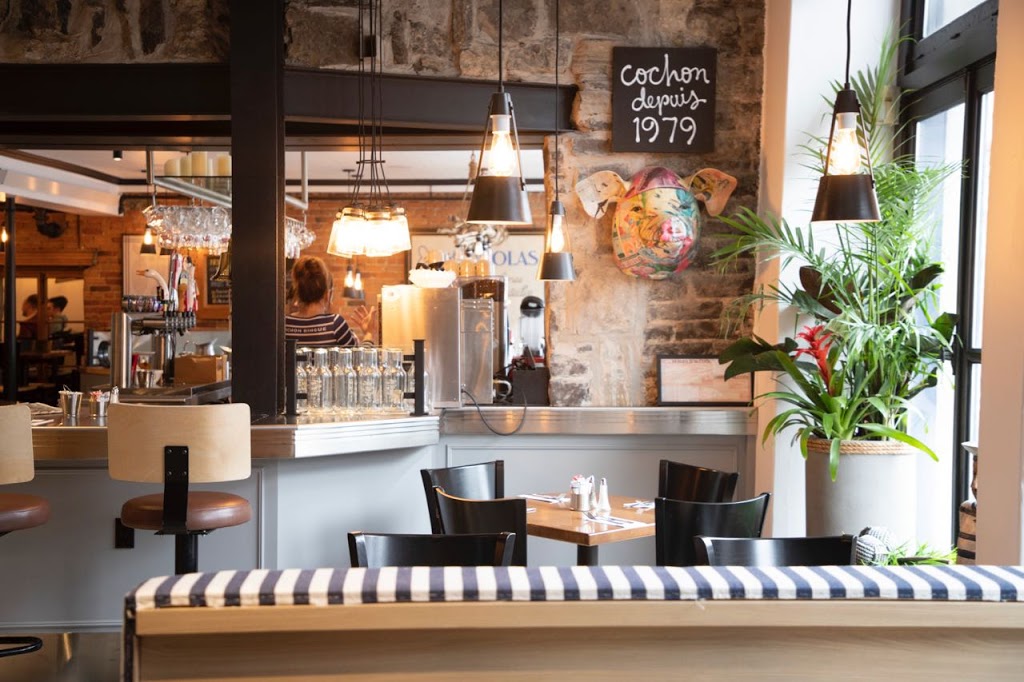 Cochon Dingue Champlain | 46 Boulevard Champlain, Québec, QC G1K 4E8, Canada | Phone: (418) 692-2013