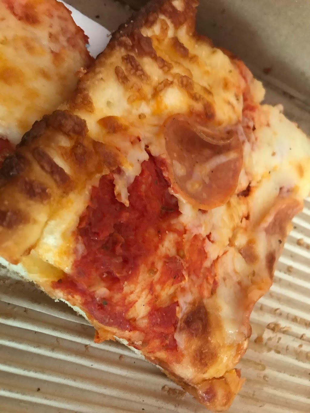 Pizza Nova | 850 Wellington Rd, London, ON N6E 1L9, Canada | Phone: (519) 439-0000