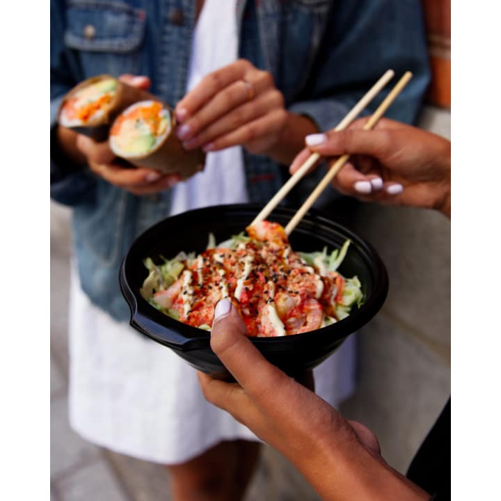 Sushi Shop | 6250 Boulevard Cousineau, Saint-Hubert, QC J3Y 8X9, Canada | Phone: (450) 656-3233