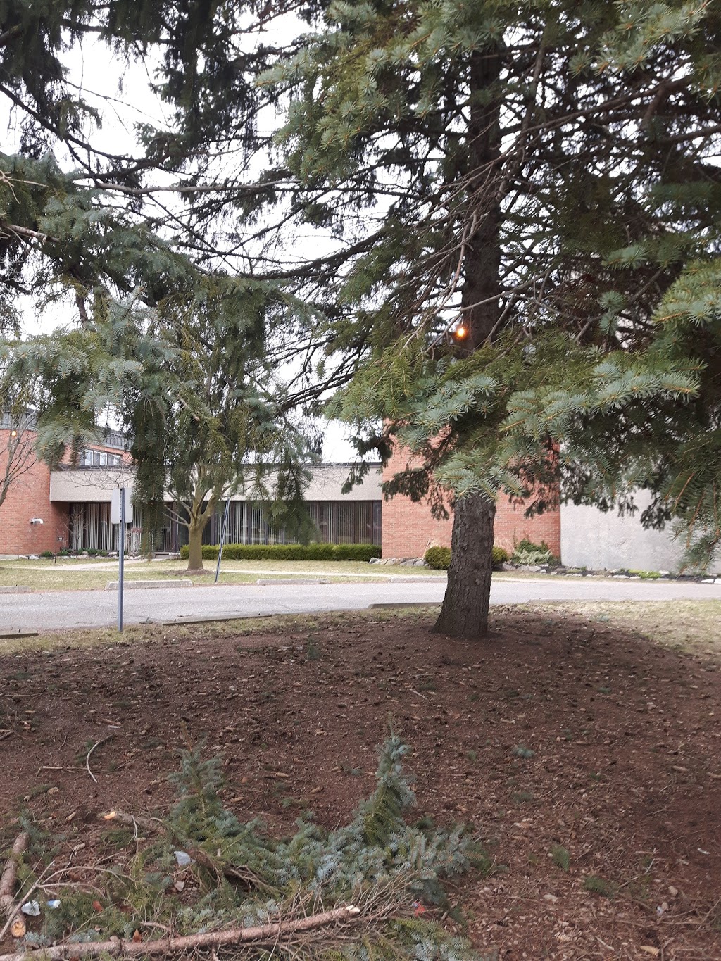 St. Gregorys Church | 10 St Gregorys Dr, Cambridge, ON N1S 3Z1, Canada | Phone: (519) 623-3111
