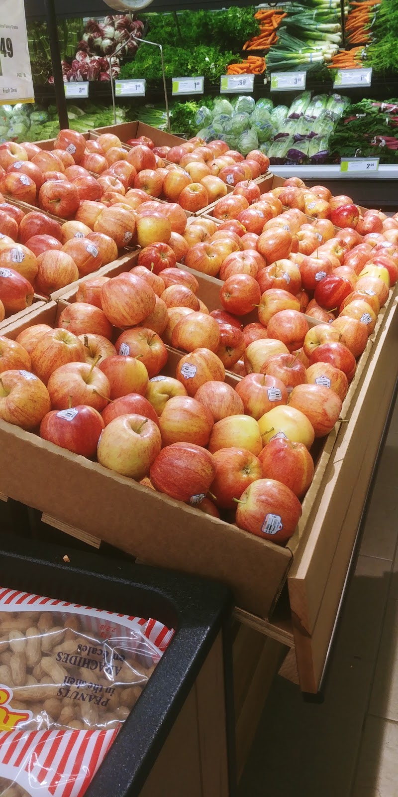 FreshCo | 1565 Barton St E, Hamilton, ON L8H 2Y3, Canada | Phone: (905) 545-5826