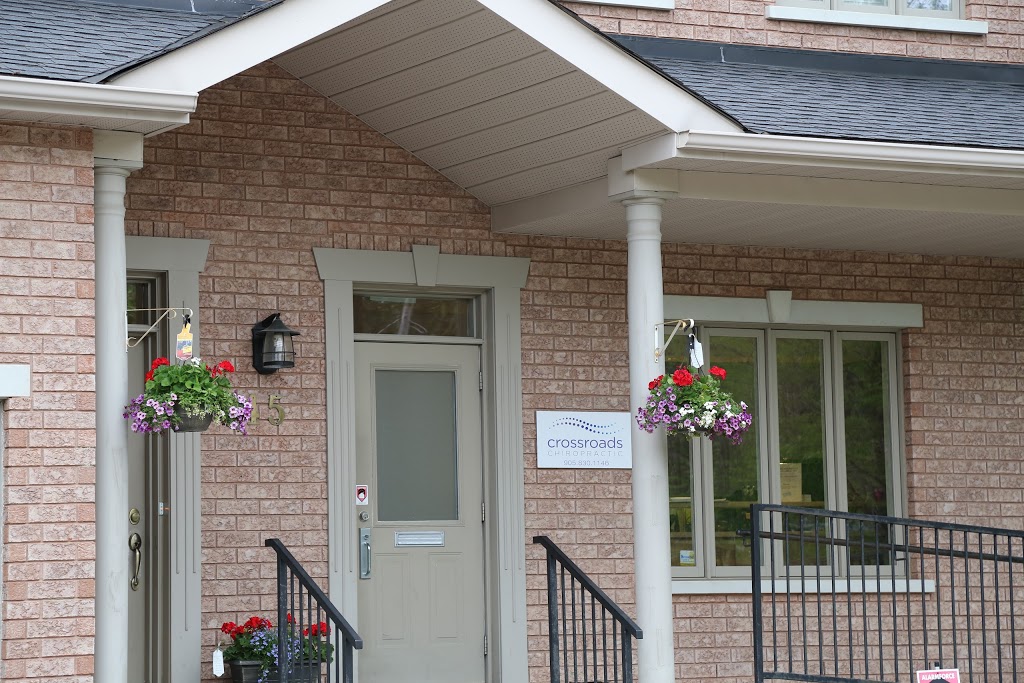 Crossroads Chiropractic | 45 Eagle St, Newmarket, ON L3Y 1J2, Canada | Phone: (905) 830-1146