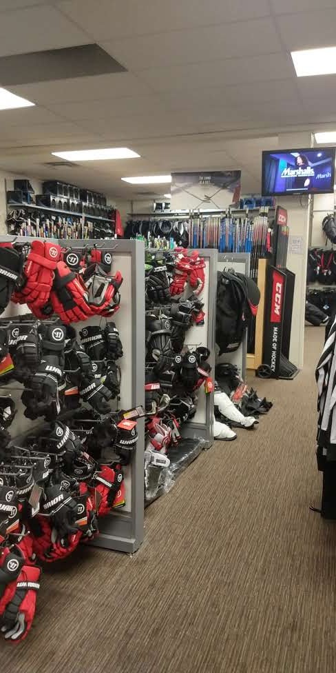 Kirbys Source For Sports | 1925 Bowen Rd, Nanaimo, BC V9S 1H1, Canada | Phone: (250) 585-5066