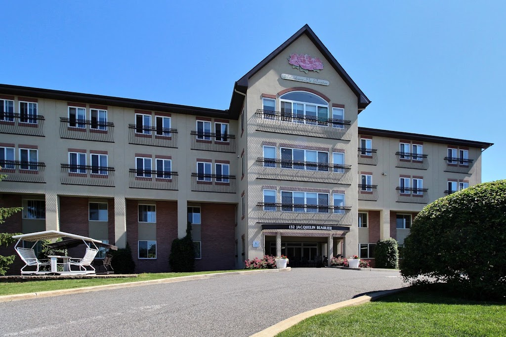 Residence La Rosiere | 132 Rue Jacquelin Beaulieu, Sainte-Julie, QC J3E 3R1, Canada | Phone: (450) 649-4375