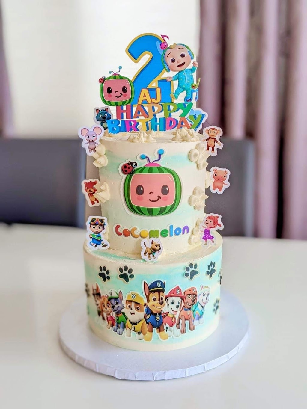 Treats by Mandy Custom cakes | 202 Parkin Cir, Gloucester, ON K1T 4G4, Canada | Phone: (613) 277-8842
