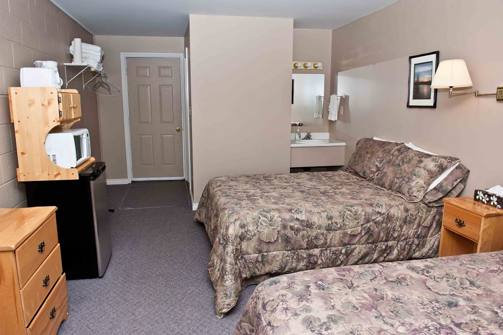 Mount Zion Retreat Centre | 2641 Weslemkoon Lake Rd, Gilmour, ON K0L 1W0, Canada | Phone: (613) 474-1941
