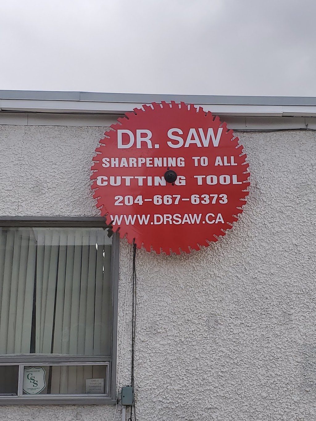 Dr Saw | 592 Talbot Ave, Winnipeg, MB R2L 0R8, Canada | Phone: (204) 667-6373