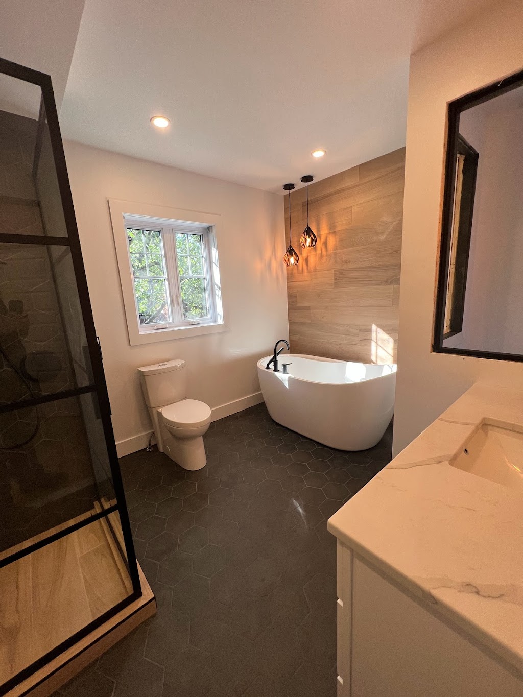 Construction Marcil S.E.N.C. | 204 Rue du Dauphiné, Saint-Lambert, QC J4S 1N1, Canada | Phone: (514) 827-4203