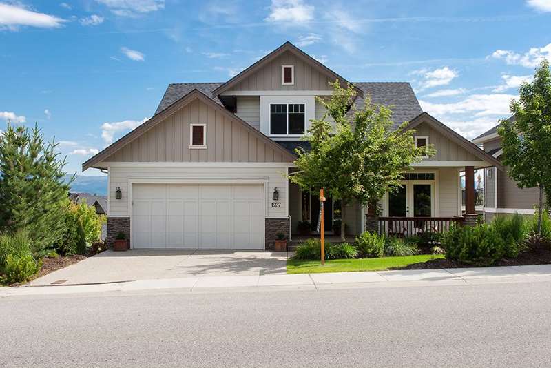 Danielle Grundy | 251 Harvey Ave, Kelowna, BC V1Y 6C1, Canada | Phone: (250) 863-2433