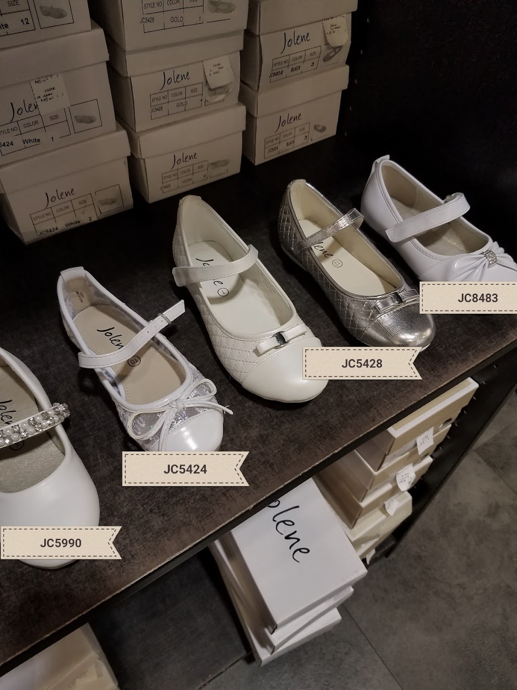 Hansel & Gretel | 8882 170 St NW, Edmonton, AB T5T 4J2, Canada | Phone: (780) 484-5210