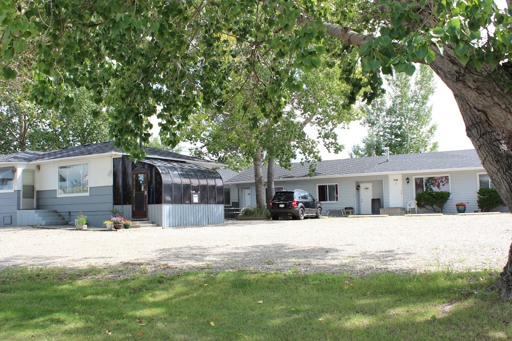 Wheatland Motel | 115 2 St SE, Vulcan, AB T0L 2B0, Canada | Phone: (403) 485-2211