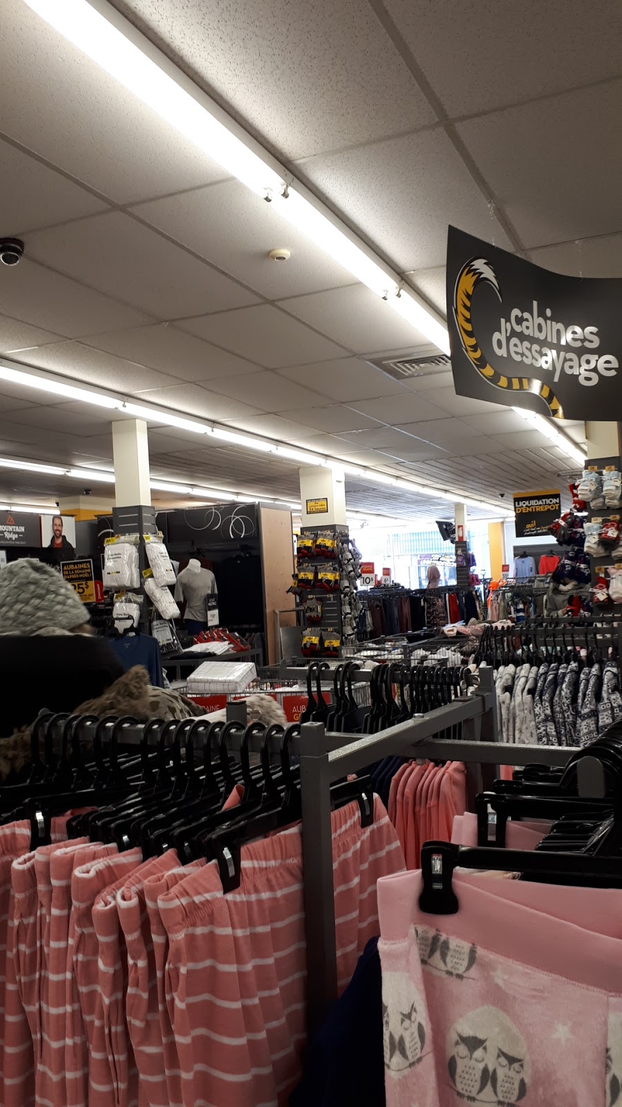 Tigre Géant | 313 Boulevard de lAnge-Gardien, LAssomption, QC J5W 1S2, Canada | Phone: (450) 589-4498