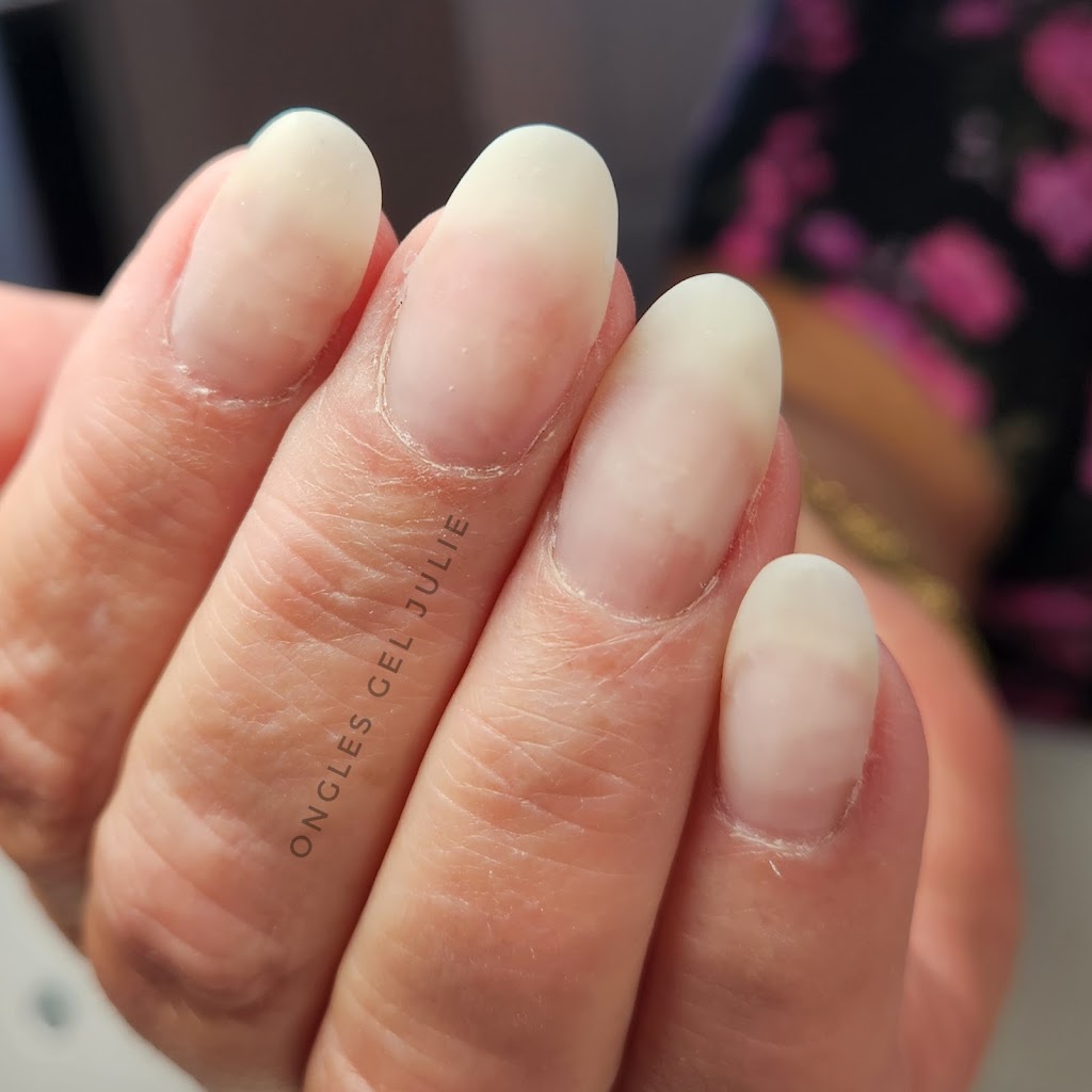 Ongles Gel Julie | 1346 De La Jeunesse, Plessisville, QC G6L 0K9, Canada | Phone: (873) 665-9147