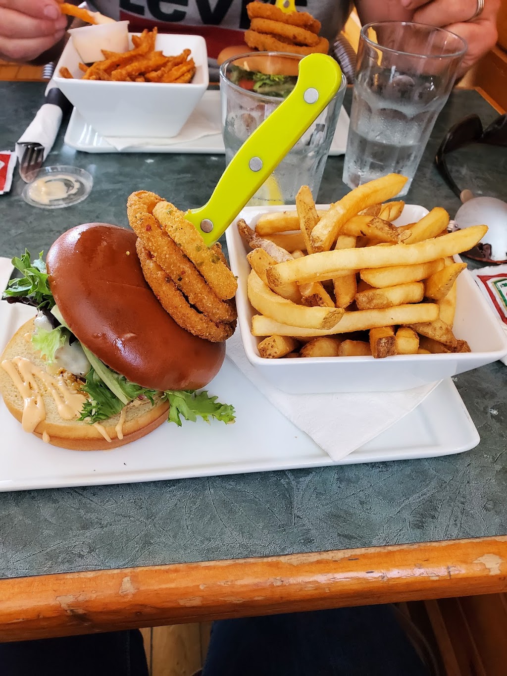 Deckhouse | 150 Heather Moyse Dr, Summerside, PE C1N 5Y8, Canada | Phone: (902) 436-0660