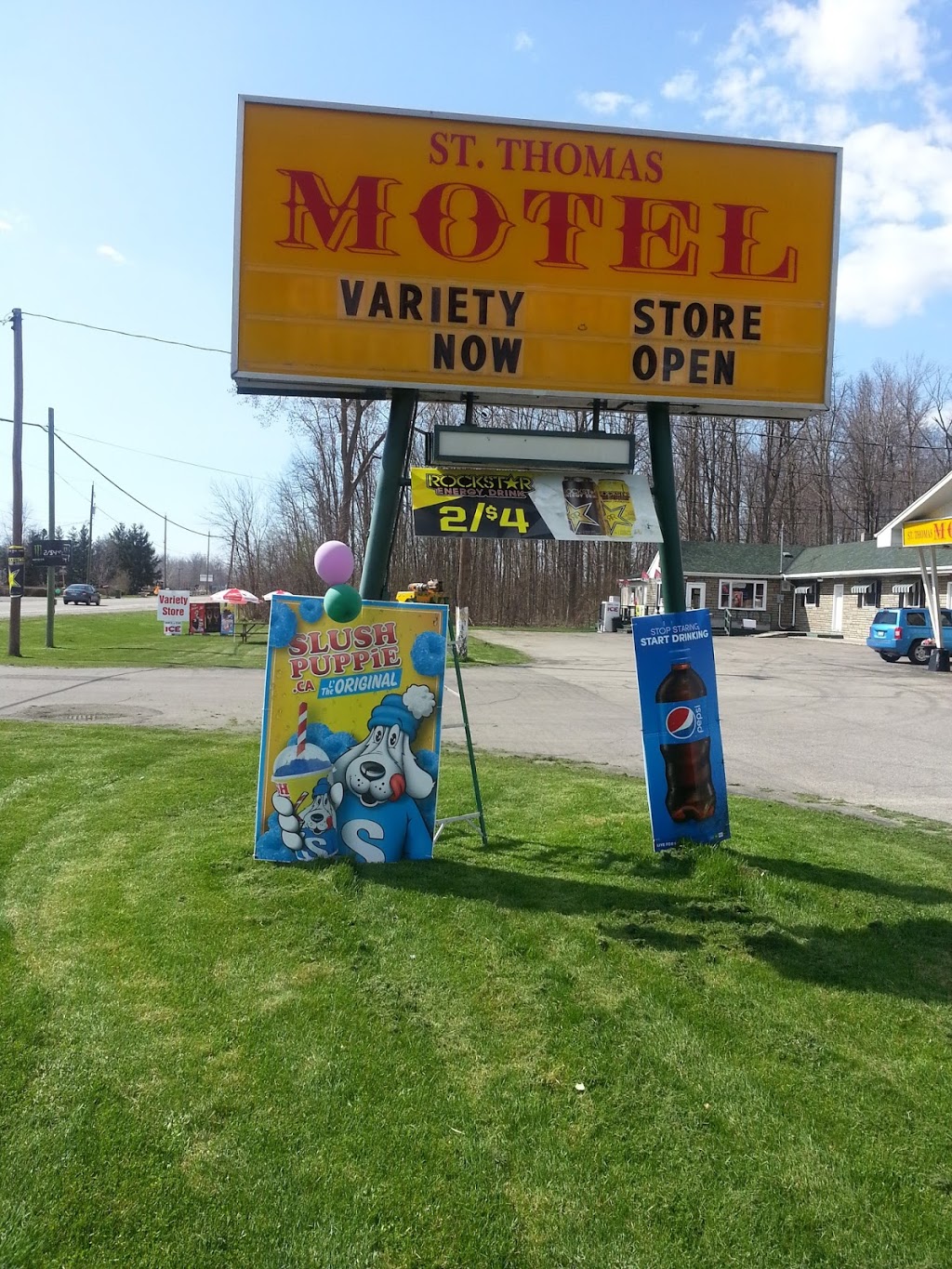 St. Thomas Motel | 9668 Sunset Dr, St Thomas, ON N5P 3T2, Canada | Phone: (519) 631-7499