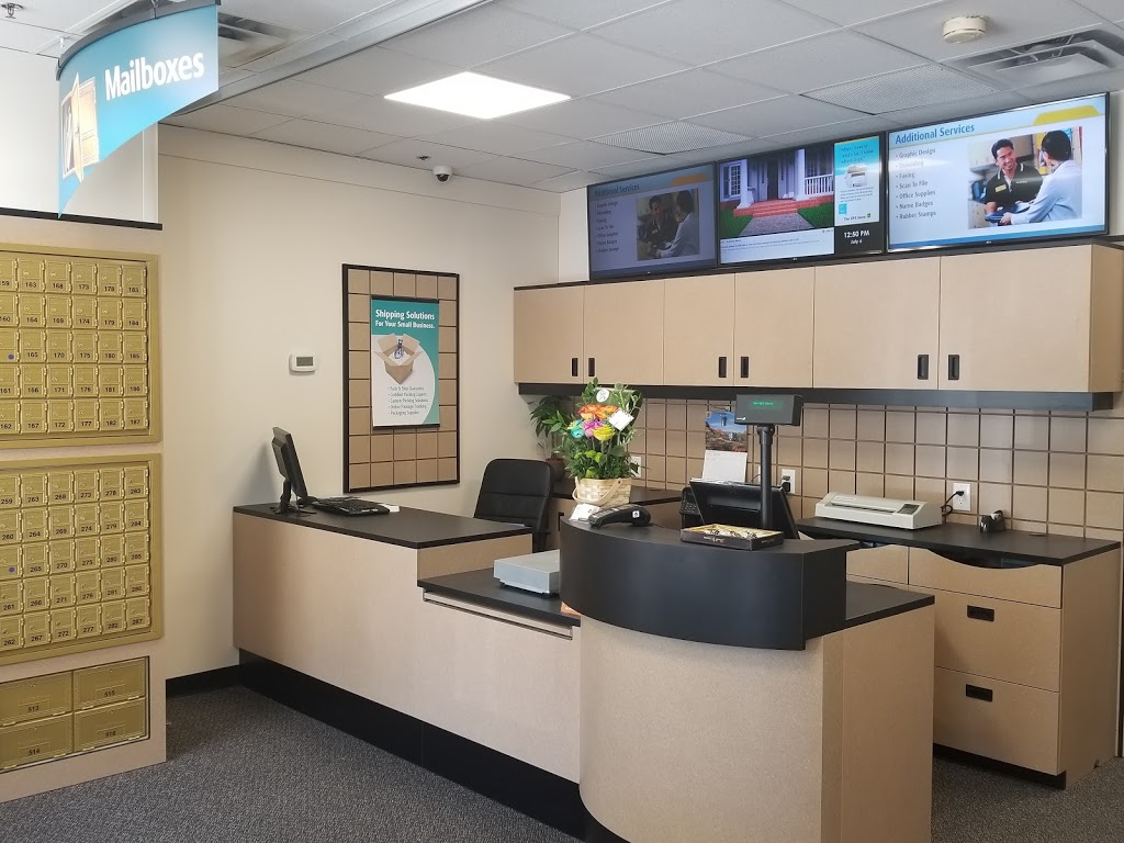 The UPS Store | 7398 Yonge St #6d, Thornhill, ON L4J 8J2, Canada | Phone: (905) 597-5260