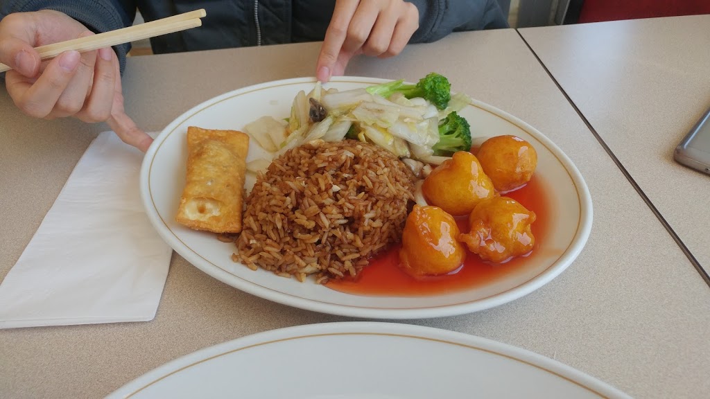 Woos Kitchen | 26 S Albion St, Amherst, NS B4H 2W3, Canada | Phone: (902) 667-8888