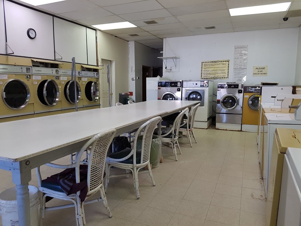 Boychuk Laundromat | 1025 Boychuk Dr #4, Saskatoon, SK S7H 5B2, Canada | Phone: (306) 374-2440