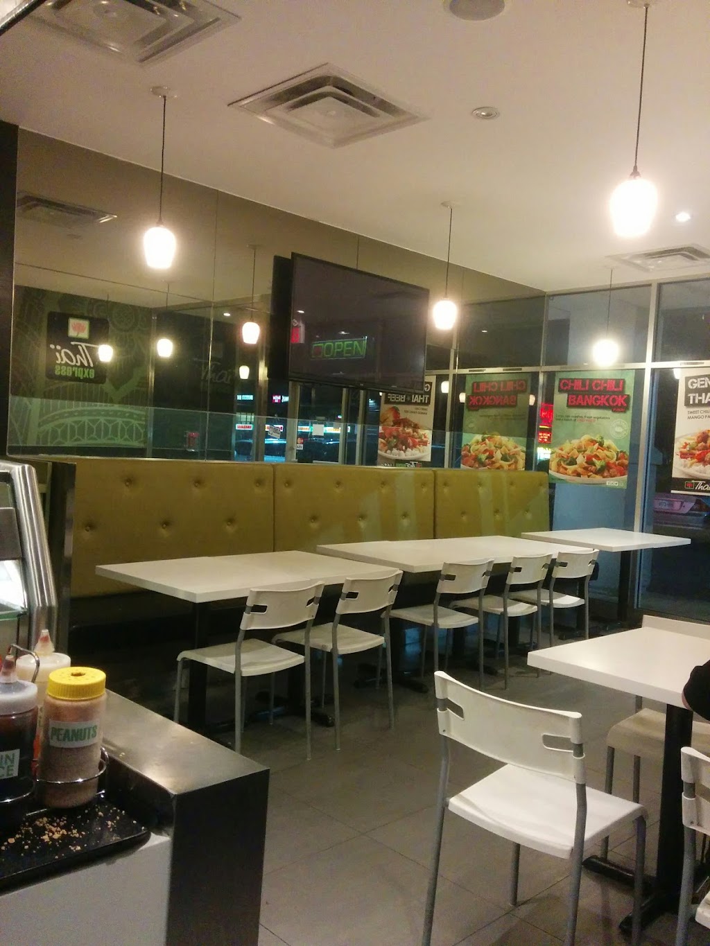 Thai Express Restaurant Waterloo | University Commons, 255 King St N, Waterloo, ON N2J 4V2, Canada | Phone: (519) 747-3888