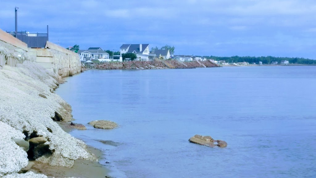 Lighthouse Camping | 158 Shore Rd, Caissie Cape, NB E4R 4Z2, Canada | Phone: (506) 576-1900