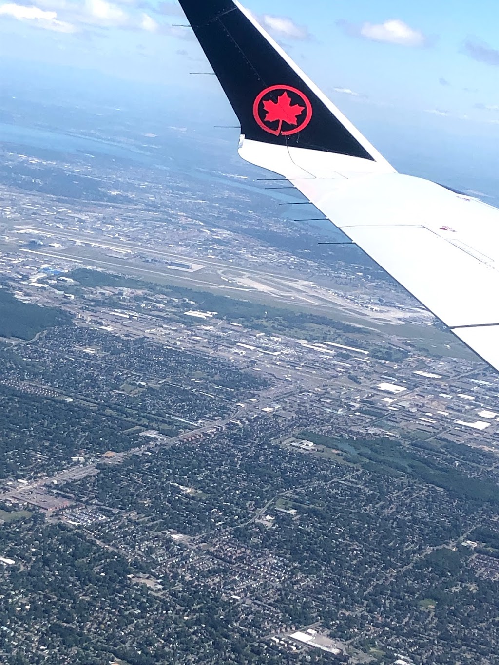 Air Canada Express | Calgary, AB T2E 7H6, Canada | Phone: (800) 667-4732
