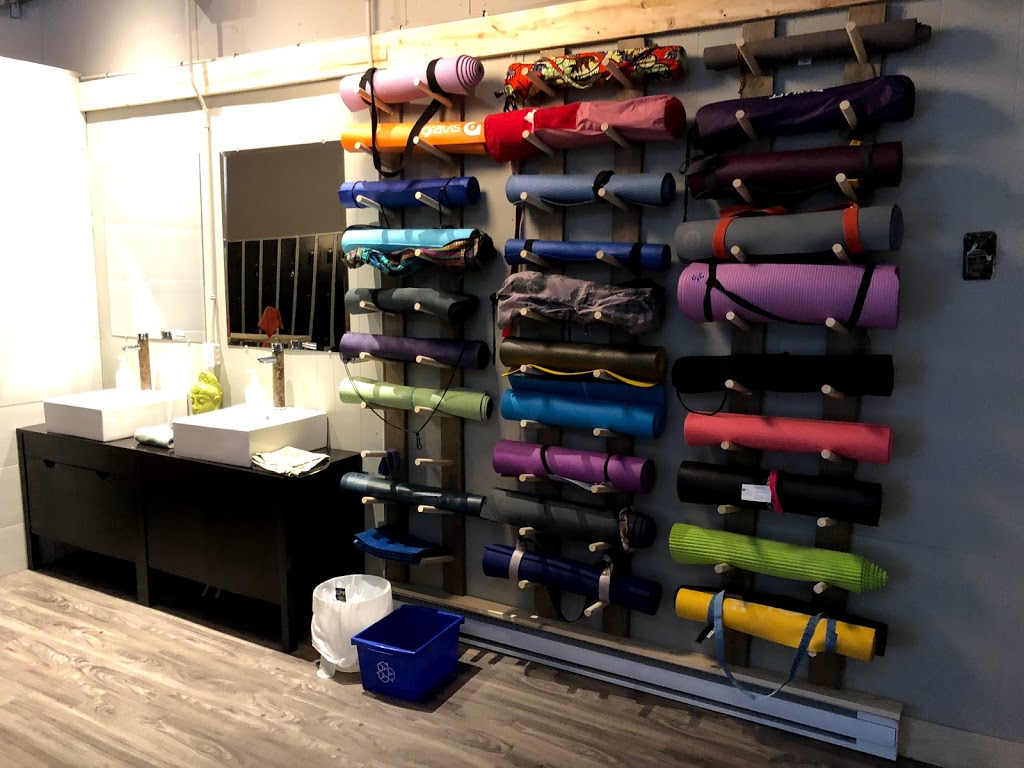 Idolem | 8108 Rue Saint-Denis, Montréal, QC H2P 2H1, Canada | Phone: (438) 383-9642