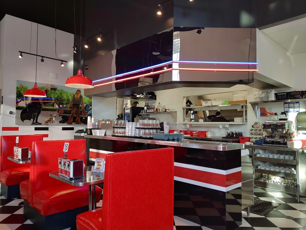 Wimpys Diner | 685 University Ave, Orillia, ON L3V 6H2, Canada | Phone: (705) 323-9696